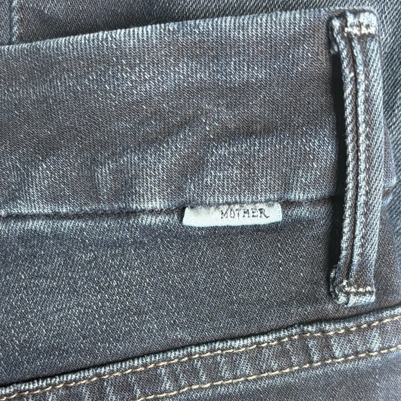 Mother High Waisted Looker Ankle Fray in Last Call Jeans - Picture 11 of 11